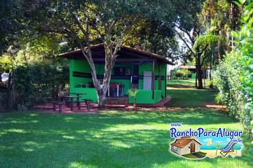 Rancho Kauan para Alugar em Miguelopolis - Vista do Rio para o Quiosque