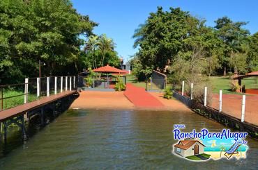 Rancho Tô de Boa para Alugar em Miguelopolis - Vista do Pier para o Rancho