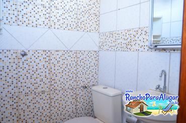 Rancho São Miguel À Venda em Miguelopolis - Banheiro da Suite 3