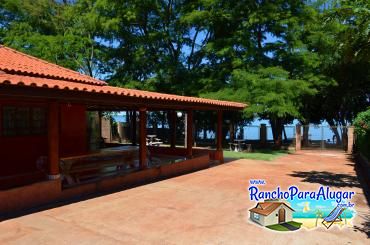 Rancho São Miguel À Venda em Miguelopolis - Varanda com Área Gourmet