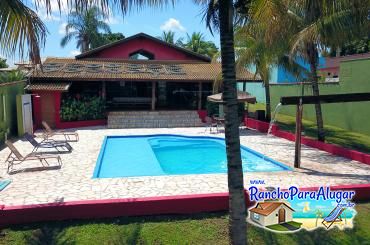 Rancho Giroldo para Alugar em Miguelopolis - Vista da Piscina para a Varanda