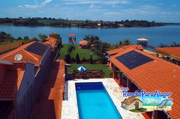 Rancho Tropical para Alugar em Miguelopolis - Piscina