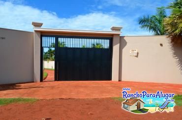 Rancho Laura Mariana para Alugar em Miguelopolis - Entrada