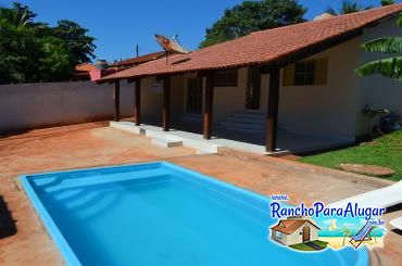 Rancho do Alemão para Alugar em Miguelopolis - Vista da Piscina para a Casa