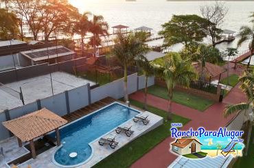Rancho Top 10 para Alugar em Miguelopolis - Piscina