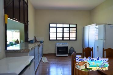 Rancho Nakamura para Alugar em Miguelopolis - Cozinha