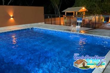 Rancho Alquimista para Alugar em Miguelopolis - Vista da Piscina para o Quiosque