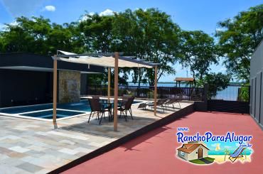 Rancho Prime para Alugar em Miguelopolis - Piscina com Bar Molhado