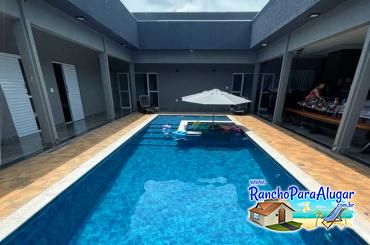 Rancho 2 Amigos para Alugar em Miguelopolis - Piscina com Bar Molhado