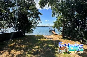 Rancho Chales do Rio Grande para Alugar em Miguelopolis - Vista da Piscina para o Rio