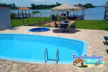 Rancho Bom de Peixe para Alugar em Miguelopolis - Piscina e Jacuzzi