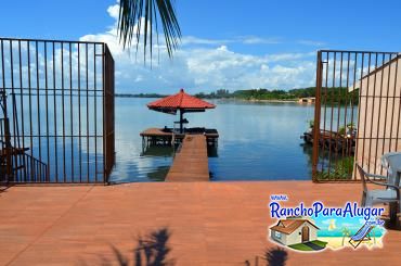 Rancho Show Barbosa 2 para Alugar em Miguelopolis - Vista da Piscina para o Píer