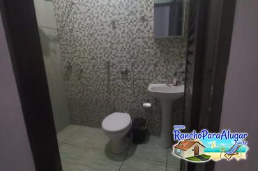 Rancho Recanto Verde para Alugar em Miguelopolis - Banheiro da Suite 2