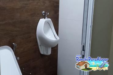 Rancho Recanto das Palmeiras 2 para Alugar em Miguelopolis - Banheiro Social
