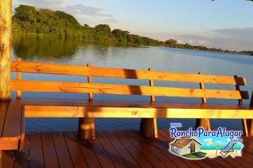 Rancho Recanto das Palmeiras 2 para Alugar em Miguelopolis - Quiosque Sobre o Píer