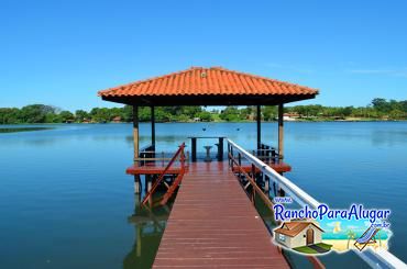 Rancho Recanto Dorotheo para Alugar em Miguelopolis - Pier com Quiosque