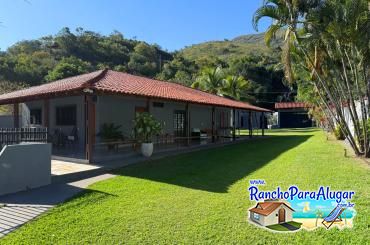 Rancho Só Encanto para Alugar em Ibiraci - Casa