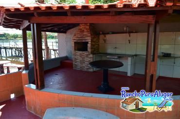 Rancho J.R para Alugar em Miguelopolis - Quiosque as Margens do Rio