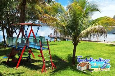 Rancho Pingo de Dó para Alugar em Rifaina - Playground para as Crianças