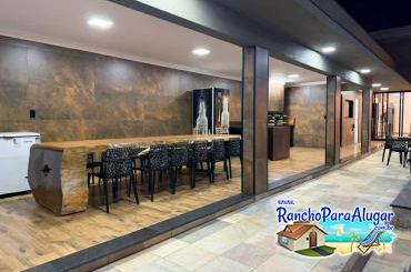 Rancho Meirival 7 para Alugar em Miguelopolis - Área de Churrasco