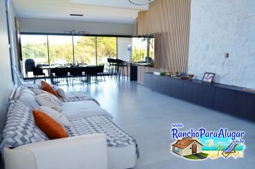 Rancho Flamboyant para Alugar em Miguelopolis - Sala