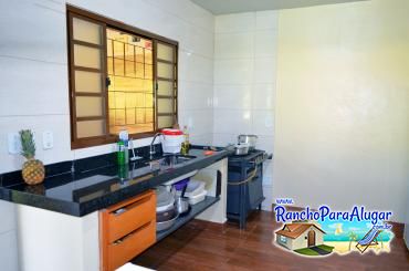 Rancho Gambi para Alugar em Miguelopolis - Cozinha da Segunda Varanda