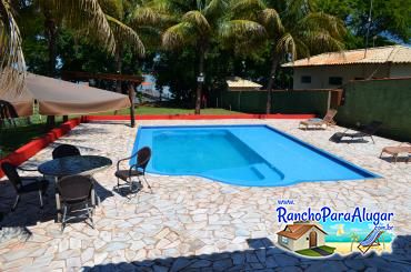 Rancho Giroldo 1 para Alugar em Miguelopolis - Piscina